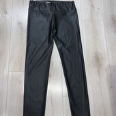 Щільні лосини з шкірозамінника .