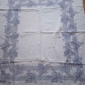 Фірмова скатертина,заміри 120/135