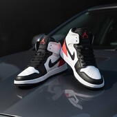 Чоловічі кросівки під бренд