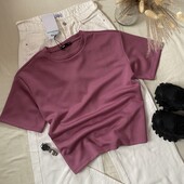 Щільна та якісна футболка у кольорі темна пудра