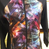 Легка спортивна ветровка