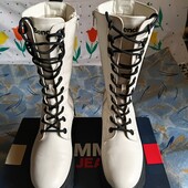 Сапожки.р.р.38.стелька 24 см.в хорошем состоянии.Оригинал!