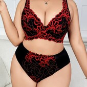 Красивый комплект нижнего белья р.54/56.Новый!