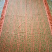 Фірмове добротне важкеньке покривало,заміри 145/250