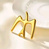 Брошка, пін, птаха, ластівка, пташка, акцентна, об'ємна, випукла, медзолото, позолота 18к.