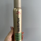 69. Мус для волосся Сильна фіксація 200 мл