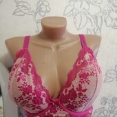 Новий!на кісточках Marks & Spencer 34/75F