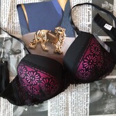 Шикарний бюстгальтер 90E