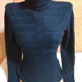 Фірмовий жіночий светр гольф, розмір М 