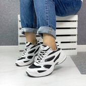 Розпродаж Кросівки жіночі шкіряні