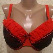 Фирменный бюстгальтер 85e38e