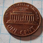 Монета США 5 центів 1984