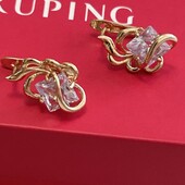 Красивые,шикарные серьги с белыми цирконами,позолота 18К,высота 1,9 см,шир 9 мм