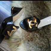 женские шлепки на небольшом каблуке