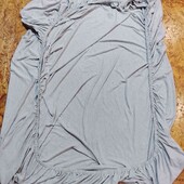 Фірмова трикотажна простинь на ризинці, заміри 140/200/26