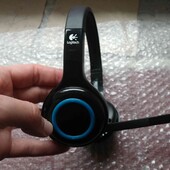 Ціна за двоє навушників tecknet tk hs003 та Logitech h600