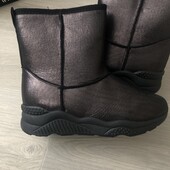 Уггі / черевики /38 розмір/