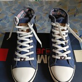 Кеды.р.р.40.стелька 25.5 см.в отличном состоянии.Оригинал!