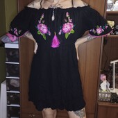 Сукня з вишивкою р.L
