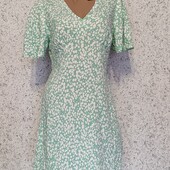 Очень красивое новое платье р-р 12