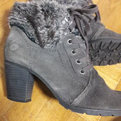 Фірмові черевики з натуральної замші