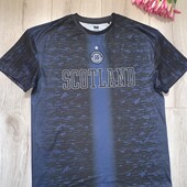 В ідеалі як нова.Футболка на 11-12років.