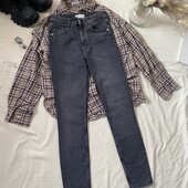 Актуальні джинси скіні у кольорі графіт