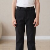 Брюки Zara в идеальном состоянии на мальчика.