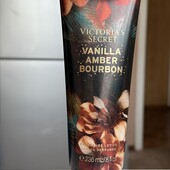 •Розпродаж VS!• Victoria's Secret!оригінал, парфумований зволожуючий лосьйон для тіла Vanilla amber