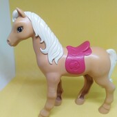 Іграшковий кінь Барбі (Barbie).