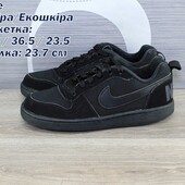 Демі Nike оригінал. Розмір 36,5