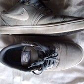 Чудові кросси унісекс Nike ,. розміри 40- 25 см