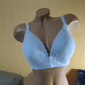 Бюстгальтер від F&F розм 36DD