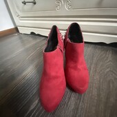 Ботильоны в красном цвете с декором р.37.