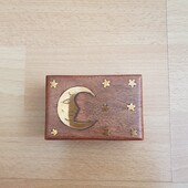 Скринька маленька