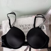 Victoria's Secret Very Sexy оригінал. Новий бра пуш-ап 75С
