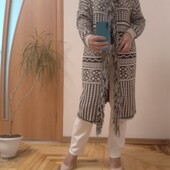 Теплий стильний в'язаний кардиган з кишенями і капюшоном розмір 14